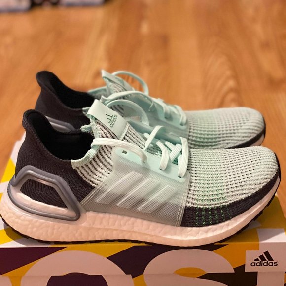 ultraboost 19 fit